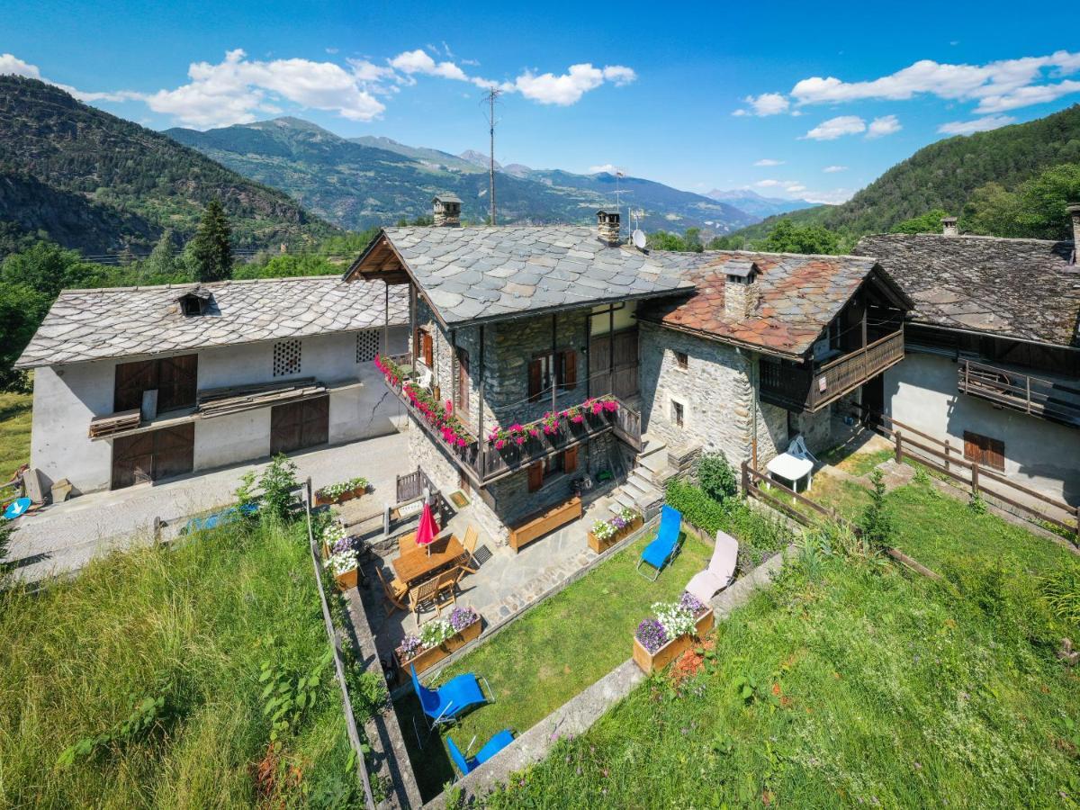 Apartmán Casa Vacanze Grand-Haury Da Andrea Arvier Exteriér fotografie