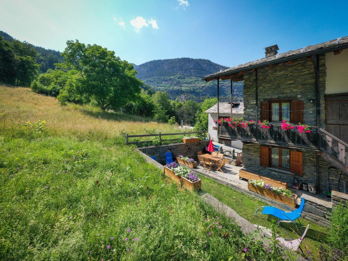 Apartmán Casa Vacanze Grand-Haury Da Andrea Arvier Exteriér fotografie